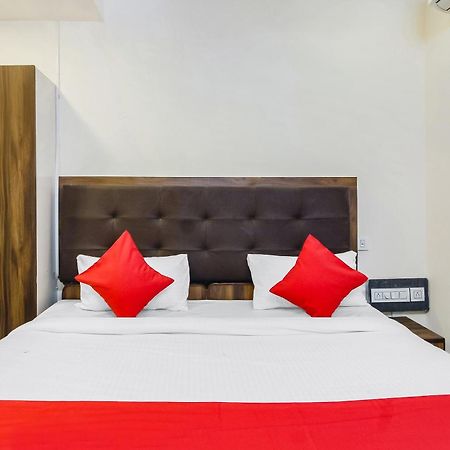 Hotel O Tokyo Hyderabad Exteriör bild
