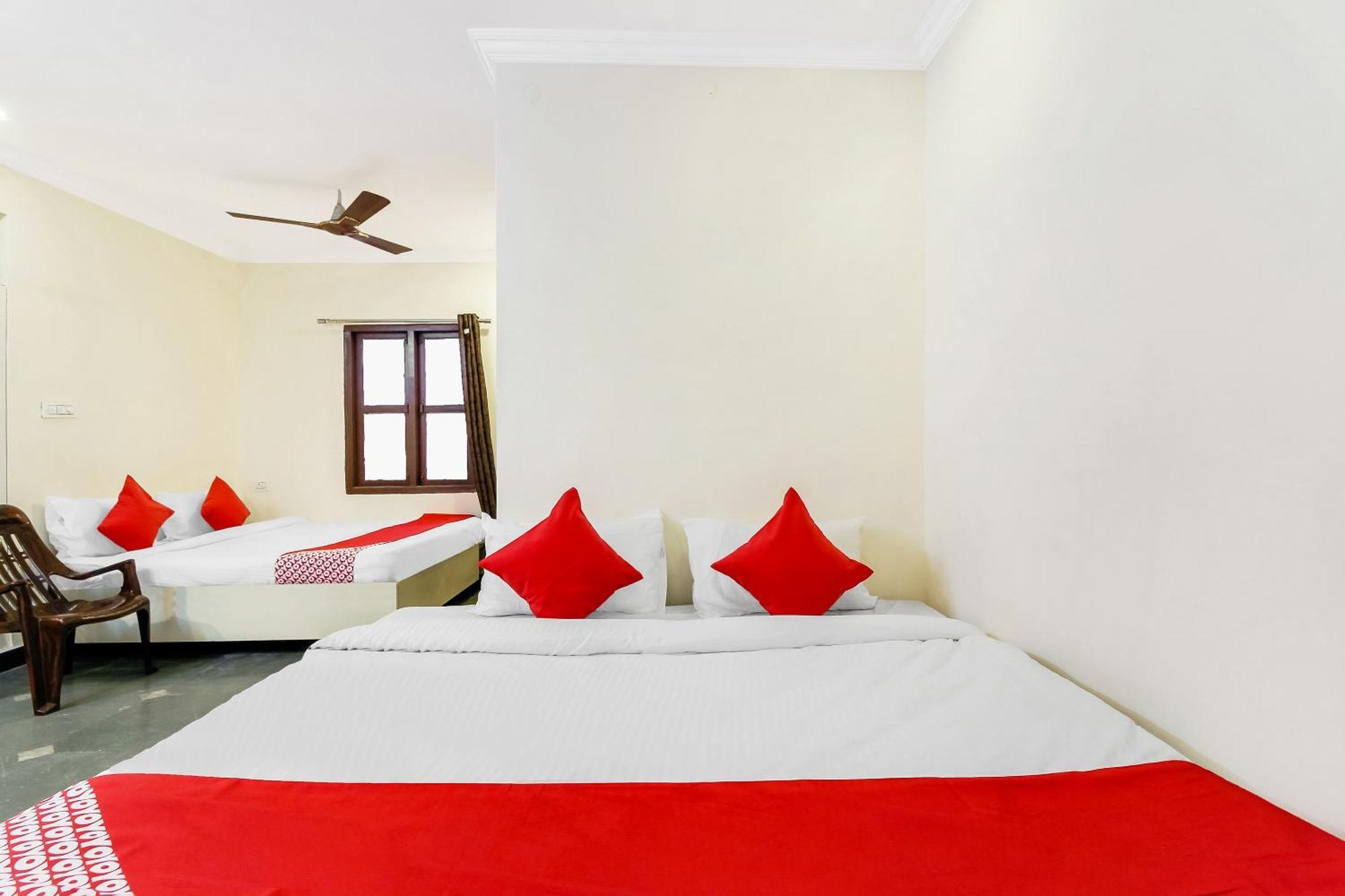 Hotel O Tokyo Hyderabad Exteriör bild